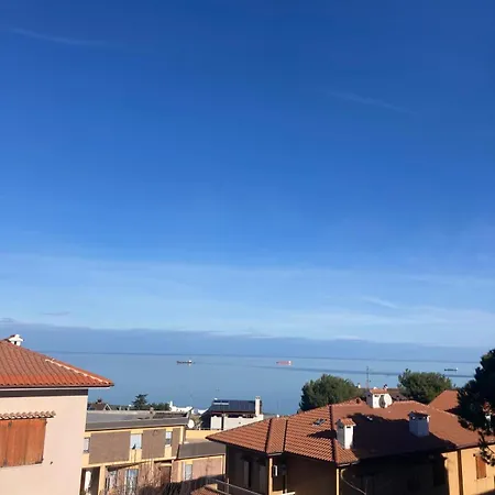 Residenza Leonardo פלקונרה מריטימה